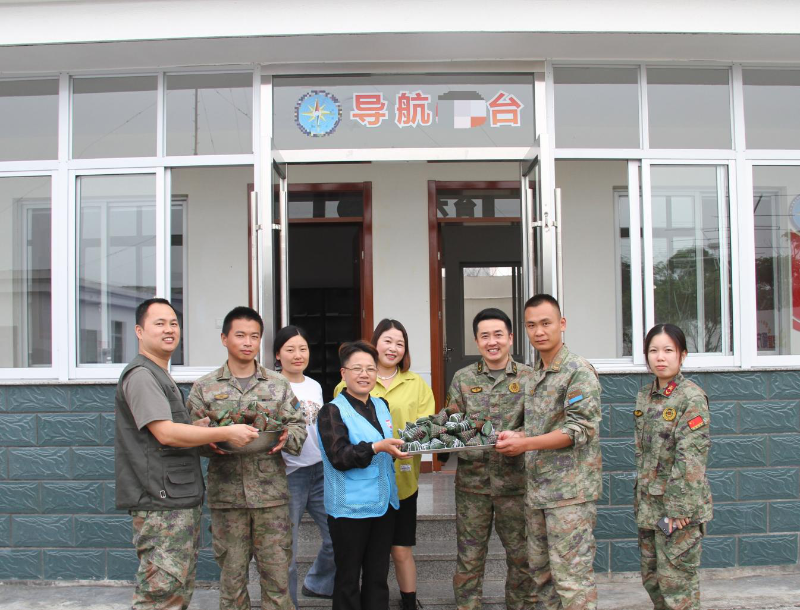 粽叶飘香满军营,军民共建心连心2.png 粽叶飘香满军营,军民共建心连心2.png